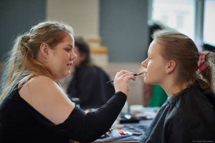 Makeup til den afsluttende opvisning Ung Akademi. Københavns Mode- og Designskole