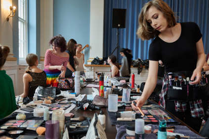Makeup til den afsluttende opvisning Ung Akademi. Københavns Mode- og Designskole